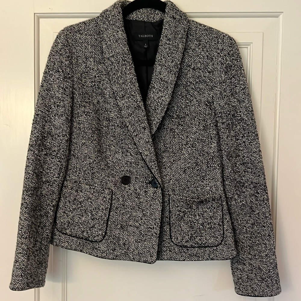 Like NEW Talbots black/white tweed shawl collared jacket